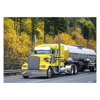 Kép 12/13 - Trucks falinaptár - 2027