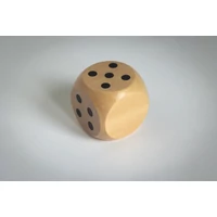 Kép 8/8 - DADO Schima fa dobókocka 5 cm, fa
