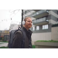 Kép 8/9 - NOVIX 15 colos kemény RPET hátizsák, fekete