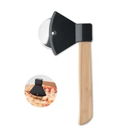 Kép 3/6 - ZAZA Pizzavágó bambusz nyéllel, fekete