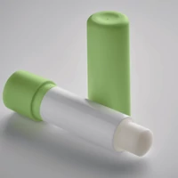 Kép 4/4 - VEGAN GLOSS Vegán ajakápoló újrah. ABS tok, lime