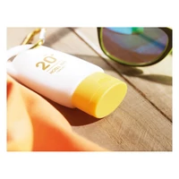 Kép 5/7 - SUNCARE 30ml-es naptej, sárga