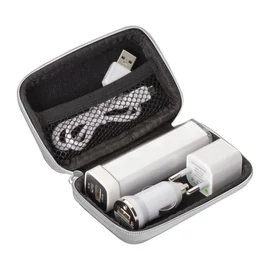 Utazó szett - autós USB töltővel és 2200 mAh power, fehér